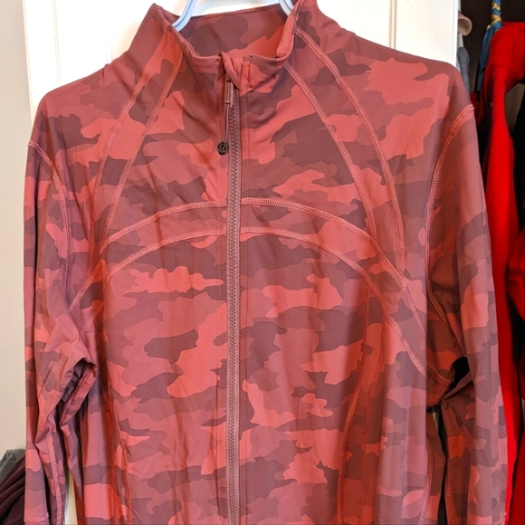 *NWT* Lululemon Define the Jacket* NULUX* Pink Camo Size 20 - Picture 3 of 7